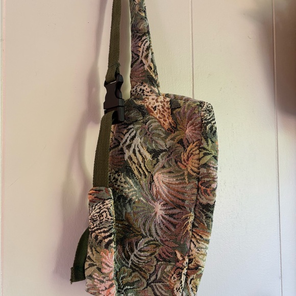 Handmade Retro Fanny Pack - Picture 2 of 3